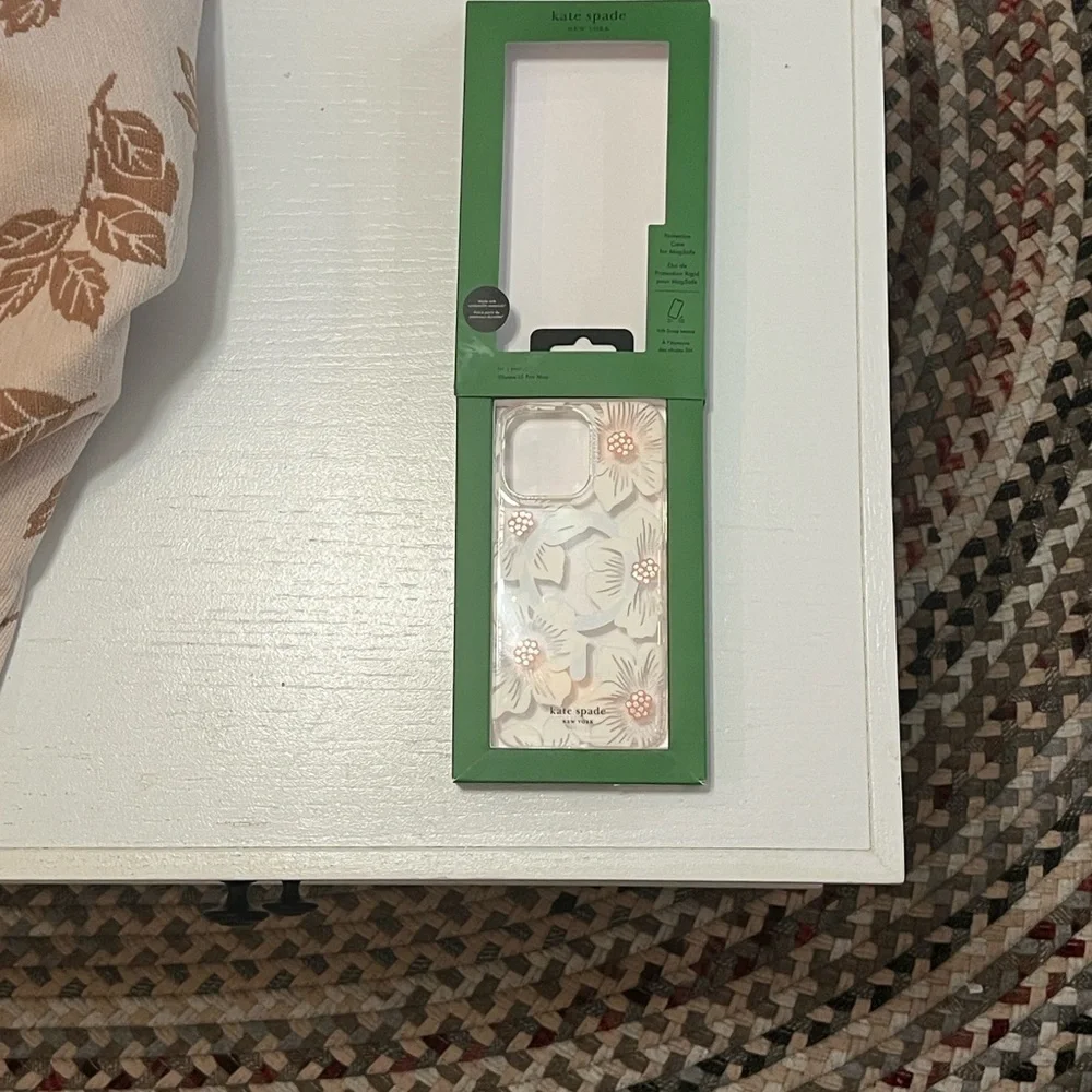 Kate Spade New Protective Case For MagSafe iPhone 15 Pro Max Clear Floral